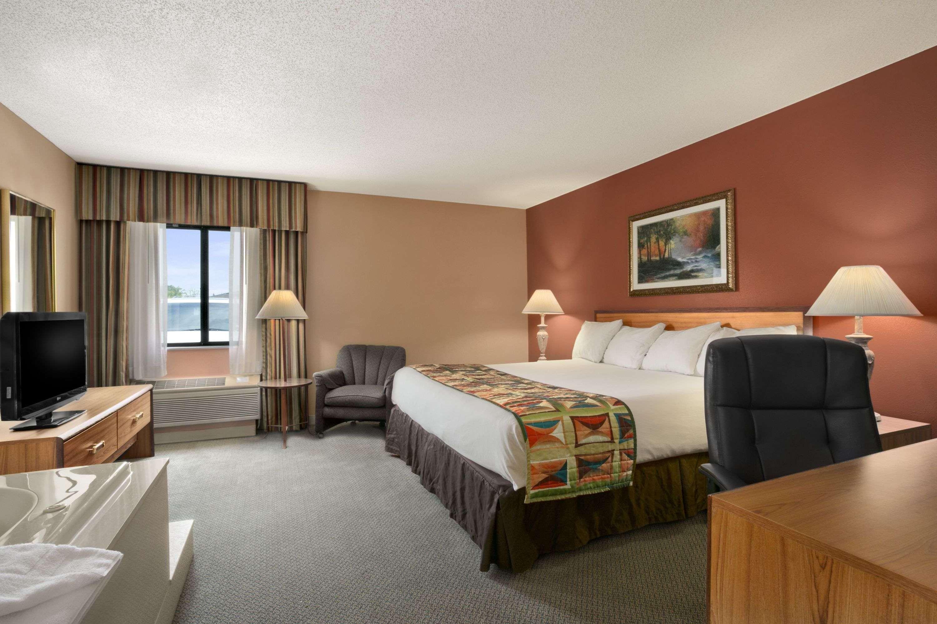 Baymont By Wyndham Sullivan Esterno foto